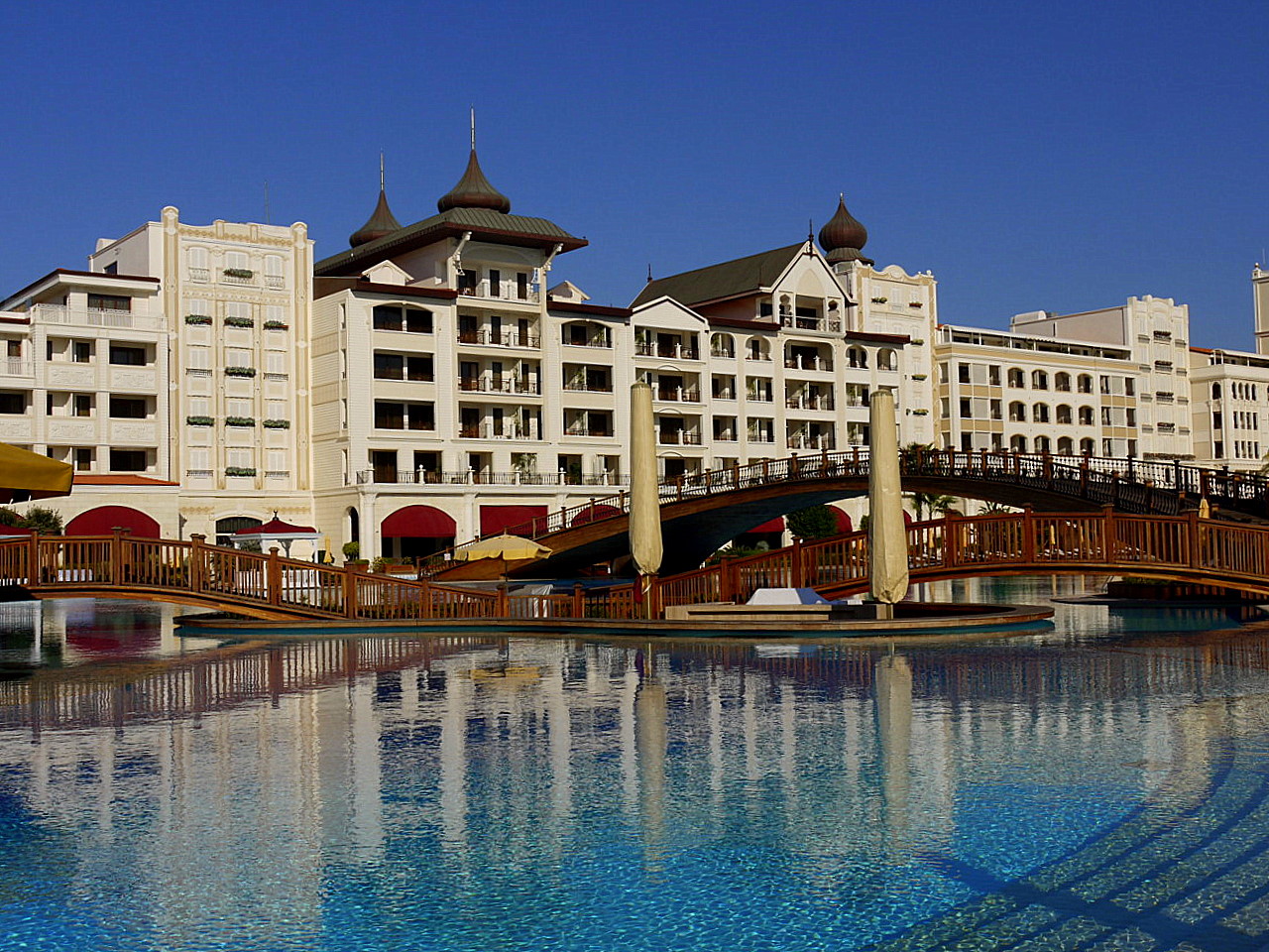 Antalya -Aksu-Lara